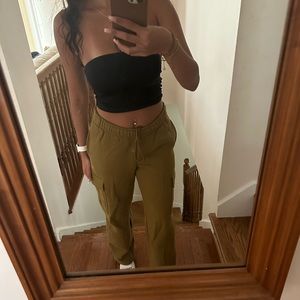 Aritzia TNA mega cargo sweats in ancient olive 🫒